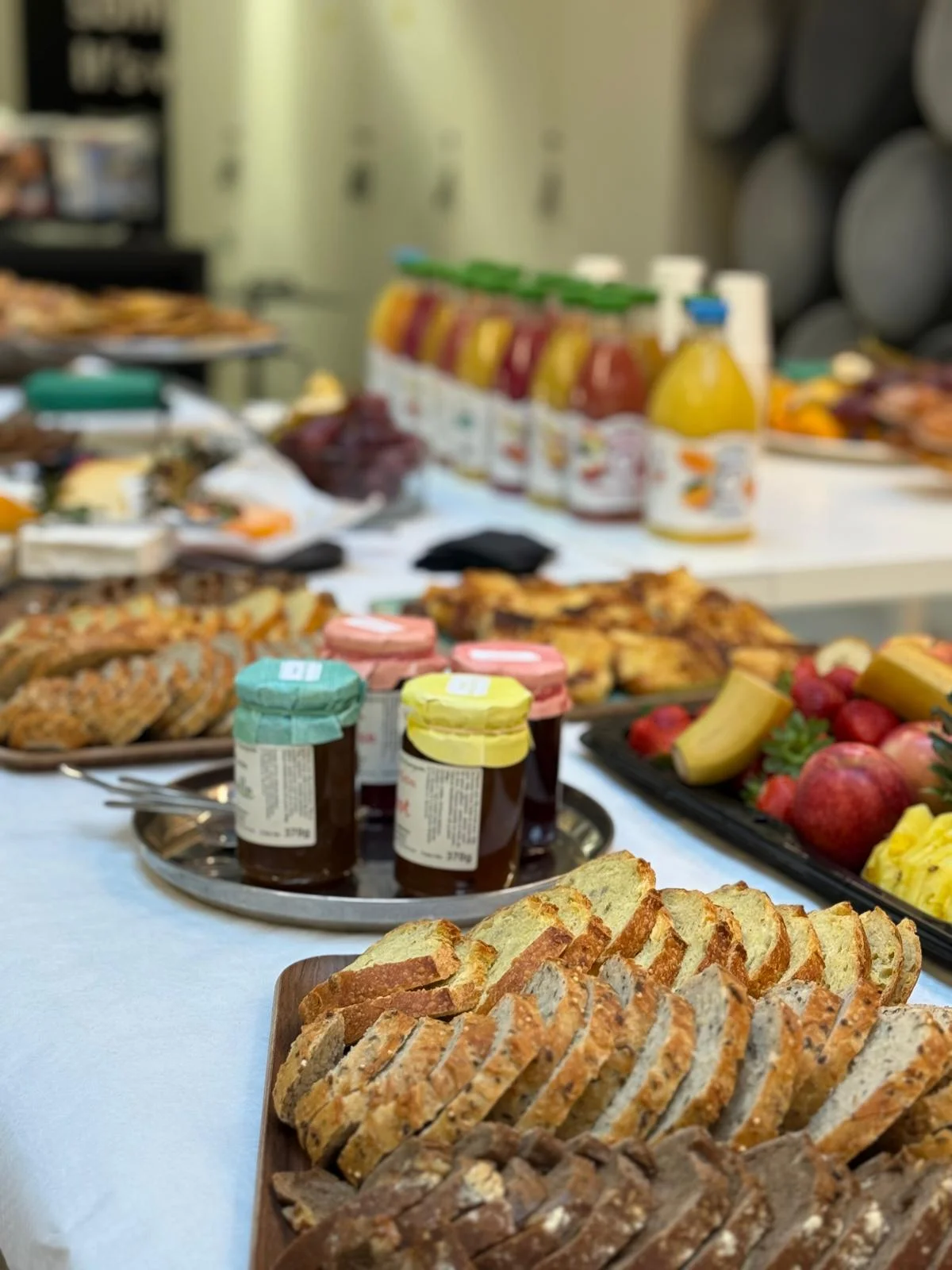 Exemple petit déjeuner Berchoux - Buffet gourmand maison